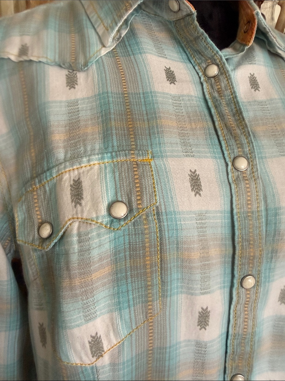 Ryan Michael Scroll Snap Women's Western Shirt - Picture 4 of 12